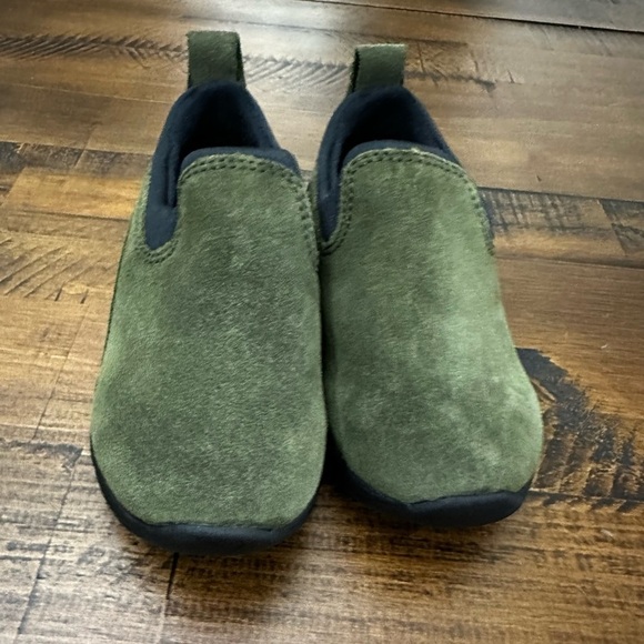 Lands End Boys Green Suede Slip On Clog NEW Shoes Size 7M - Picture 3 of 7